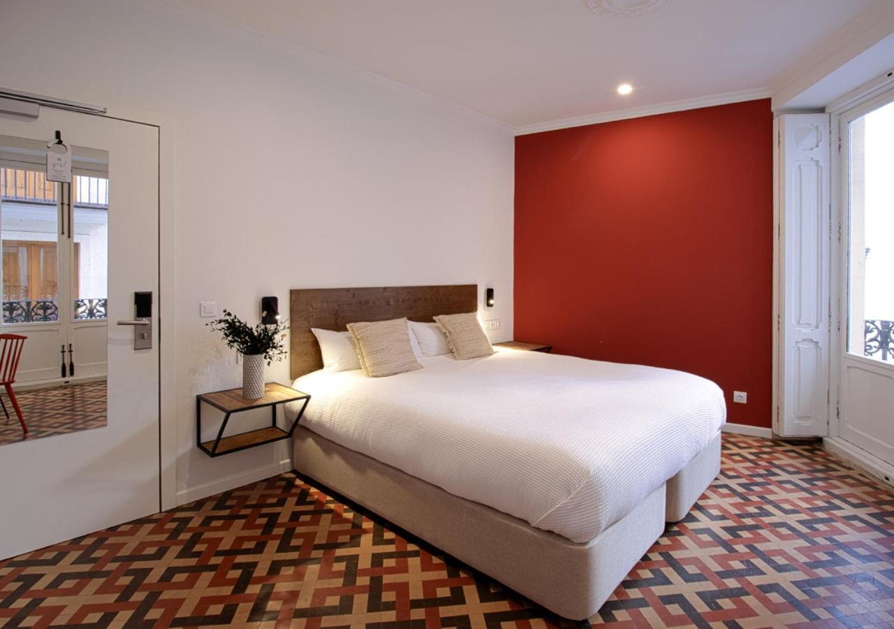 Double Room,1498747891:JPEG
